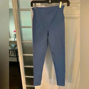 Yummies high waist full length leggings. Beautiful shade of blue size Small NEW